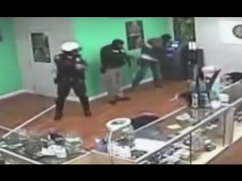 Cops Charged for Stealing Snacks in Pot Store Raid [CAUGHT ON CAMERA]